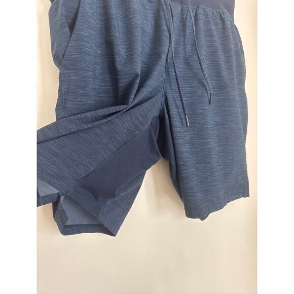 Lululemon T.H.E. Short 9" in Heather True Navy Size Large - Picture 6 of 8